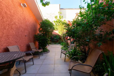 Casa para alugar com 250m², 4 quartos e 2 vagas Casa para alugar com 250m², 4 quartos e 2 vagasÁrea gourmet