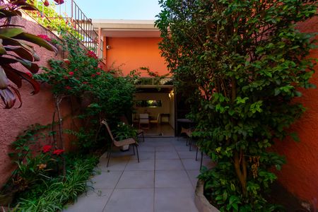 Casa para alugar com 250m², 4 quartos e 2 vagas Casa para alugar com 250m², 4 quartos e 2 vagasÁrea gourmet