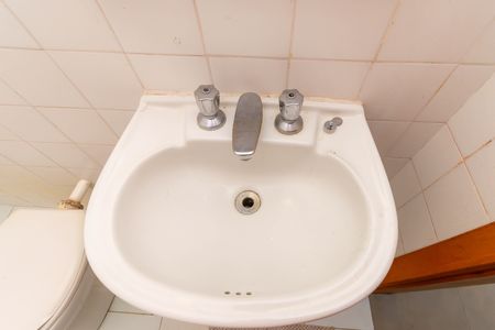 Casa para alugar com 250m², 4 quartos e 2 vagas Casa para alugar com 250m², 4 quartos e 2 vagasBanheiro de serviço