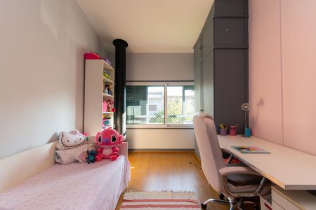 Casa para alugar com 250m², 4 quartos e 2 vagas Casa para alugar com 250m², 4 quartos e 2 vagasQuarto 1