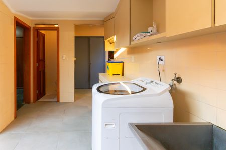 Casa para alugar com 250m², 4 quartos e 2 vagas Casa para alugar com 250m², 4 quartos e 2 vagasÁrea de Serviço