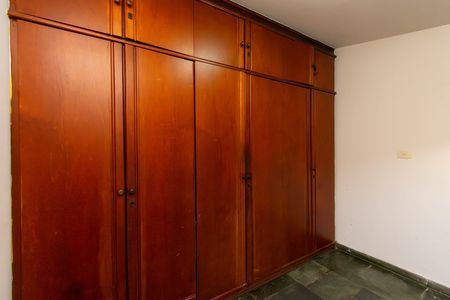 Casa para alugar com 250m², 4 quartos e 2 vagas Casa para alugar com 250m², 4 quartos e 2 vagasQuarto de serviço 2