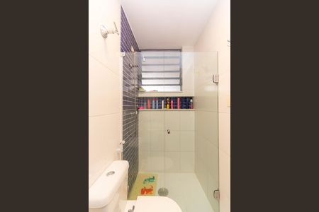 Casa para alugar com 250m², 4 quartos e 2 vagas Casa para alugar com 250m², 4 quartos e 2 vagasBanheiro 2