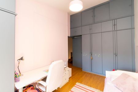 Casa para alugar com 250m², 4 quartos e 2 vagas Casa para alugar com 250m², 4 quartos e 2 vagasQuarto 1