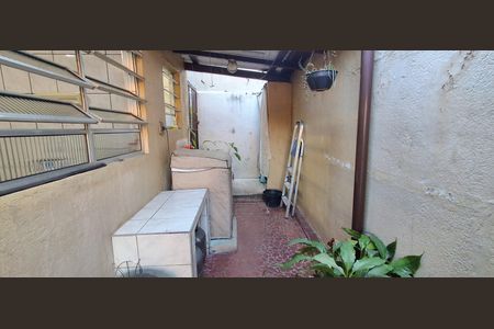 Casa à venda com 234m², 3 quartos e 2 vagasÁrea de Serviço