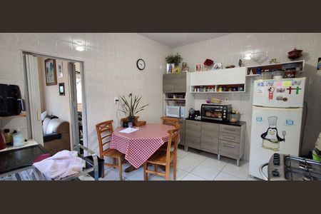 Casa à venda com 234m², 3 quartos e 2 vagasEdícula