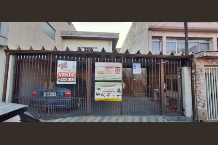 Casa à venda com 234m², 3 quartos e 2 vagasFachada