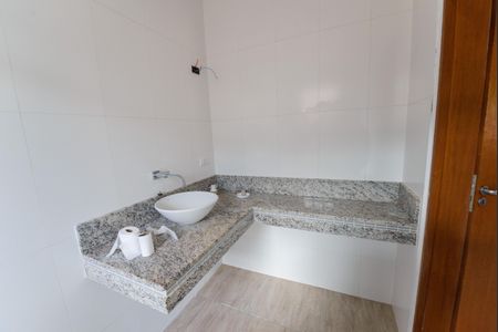 Casa para alugar com 278m², 3 quartos e 4 vagasBanheiro da Suíte 2