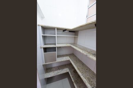 Casa para alugar com 278m², 3 quartos e 4 vagasDespensa