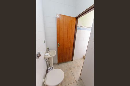 Casa para alugar com 278m², 3 quartos e 4 vagasBanheiro de serviço