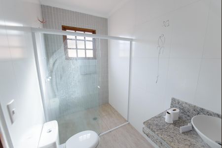 Casa para alugar com 278m², 3 quartos e 4 vagasBanheiro da Suíte 2