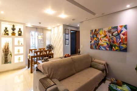 Apartamento à venda com 57m², 2 quartos e 1 vaga Apartamento à venda com 57m², 2 quartos e 1 vagaSala