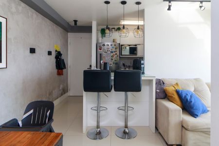 Apartamento à venda com 65m², 2 quartos e 1 vagaSala