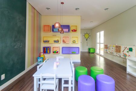 Apartamento à venda com 65m², 2 quartos e 1 vagaÁrea comum