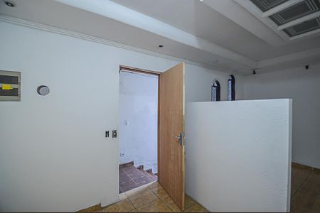 Casa à venda com 300m², 7 quartos e 1 vaga Casa à venda com 300m², 7 quartos e 1 vagaCozinha 4