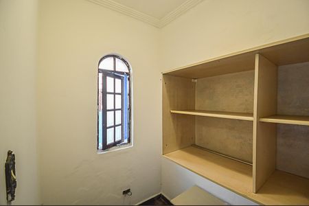Casa à venda com 300m², 7 quartos e 1 vaga Casa à venda com 300m², 7 quartos e 1 vagaSala/Cozinha/Quarto