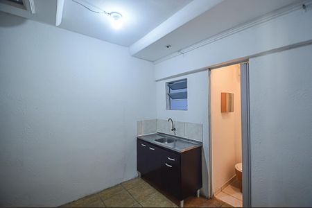 Casa à venda com 300m², 7 quartos e 1 vaga Casa à venda com 300m², 7 quartos e 1 vagaCozinha 4