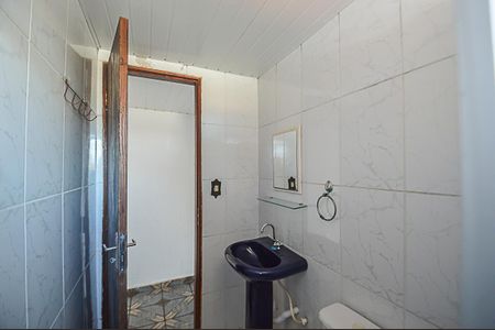 Casa à venda com 300m², 7 quartos e 1 vaga Casa à venda com 300m², 7 quartos e 1 vagaBanheiro