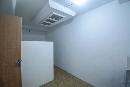 Casa à venda com 300m², 7 quartos e 1 vaga Casa à venda com 300m², 7 quartos e 1 vagaCozinha 4