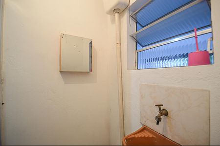 Casa à venda com 300m², 7 quartos e 1 vaga Casa à venda com 300m², 7 quartos e 1 vagaBanheiro 4