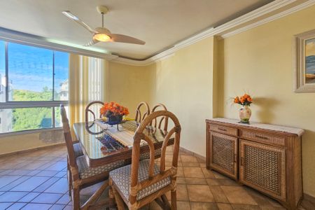 Apartamento para alugar com 138m², 3 quartos e 1 vagaSala