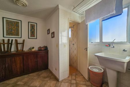 Apartamento para alugar com 138m², 3 quartos e 1 vagaÁrea de serviço