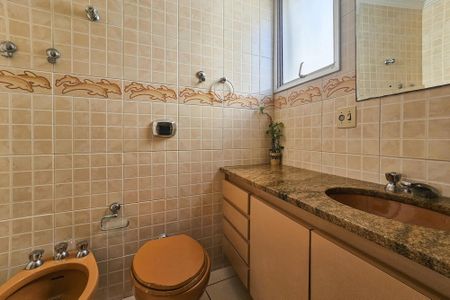 Apartamento para alugar com 138m², 3 quartos e 1 vagaBanheiro