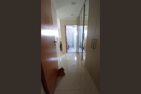 Apartamento à venda com 108m², 3 quartos e 3 vagas Apartamento à venda com 108m², 3 quartos e 3 vagasQuarto