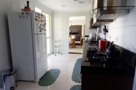 Apartamento à venda com 108m², 3 quartos e 3 vagas Apartamento à venda com 108m², 3 quartos e 3 vagasCozinha