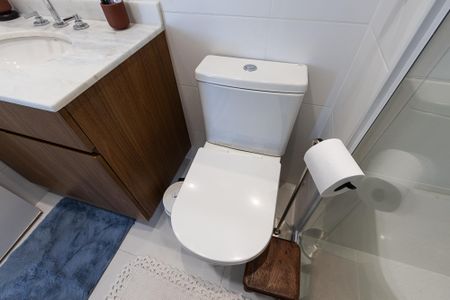 Apartamento à venda com 69m², 2 quartos e 1 vagaBanheiro Social