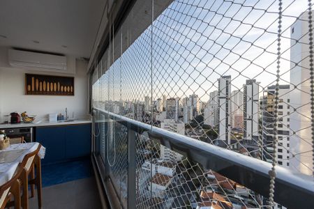 Apartamento à venda com 69m², 2 quartos e 1 vagaVaranda