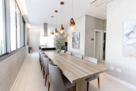 Apartamento à venda com 69m², 2 quartos e 1 vagaÁrea comum