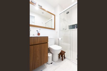 Apartamento à venda com 69m², 2 quartos e 1 vagaBanheiro Social