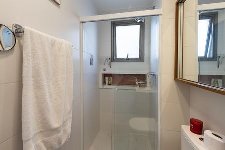 Apartamento à venda com 69m², 2 quartos e 1 vagaBanheiro da Suíte