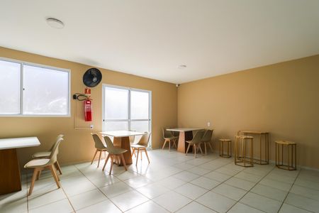 Apartamento para alugar com 44m², 2 quartos e sem vagaÁrea comum - Salão de festas
