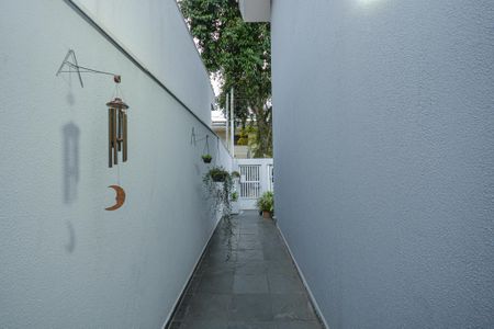 Casa à venda com 160m², 3 quartos e 3 vagas Casa à venda com 160m², 3 quartos e 3 vagasCorredor Externo