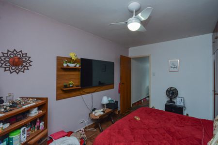 Casa à venda com 160m², 3 quartos e 3 vagas Casa à venda com 160m², 3 quartos e 3 vagasQuarto 2