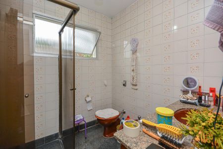 Casa à venda com 160m², 3 quartos e 3 vagas Casa à venda com 160m², 3 quartos e 3 vagasBanheiro 2