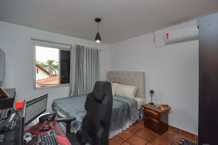 Casa à venda com 160m², 3 quartos e 3 vagas Casa à venda com 160m², 3 quartos e 3 vagasQuarto 3