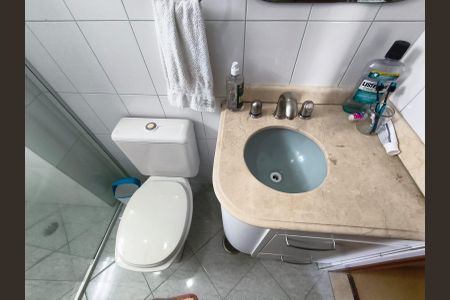 Apartamento à venda com 53m², 2 quartos e 1 vaga Apartamento à venda com 53m², 2 quartos e 1 vagaBanheiro
