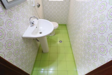 Casa à venda com 189m², 3 quartos e 2 vagasLavabo