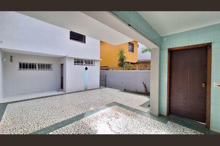 Casa à venda com 189m², 3 quartos e 2 vagasQuintal 