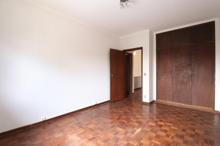 Casa à venda com 189m², 3 quartos e 2 vagasQuarto 1