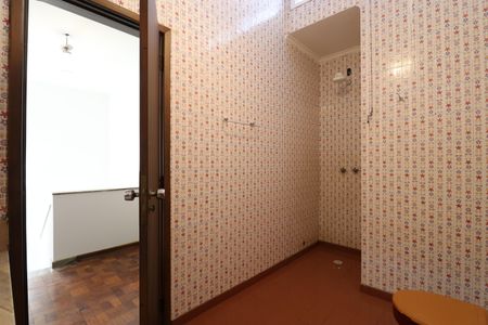 Casa à venda com 189m², 3 quartos e 2 vagasBanheiro Social