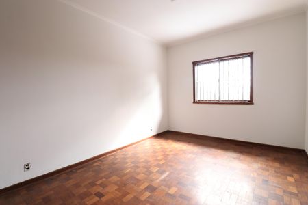 Casa à venda com 189m², 3 quartos e 2 vagasQuarto 1