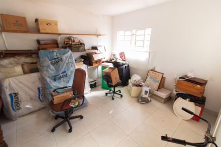 Casa à venda com 150m², 2 quartos e 2 vagas Casa à venda com 150m², 2 quartos e 2 vagasEdícula