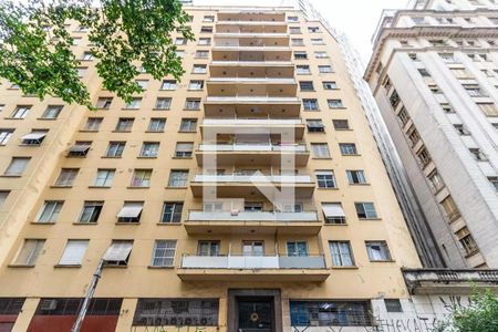 Studio para alugar com 25m², 1 quarto e sem vaga Studio para alugar com 25m², 1 quarto e sem vagaFachada