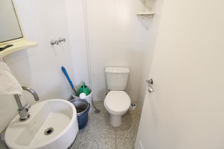 Apartamento à venda com 104m², 3 quartos e 2 vagasÁrea de Serviço - Banheiro