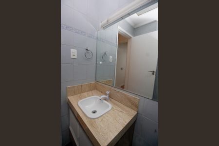 Casa à venda com 140m², 3 quartos e 1 vagaBanheiro