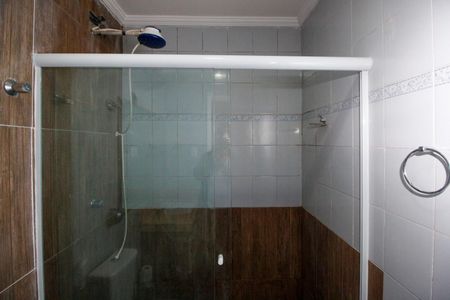 Casa à venda com 140m², 3 quartos e 1 vagaBanheiro